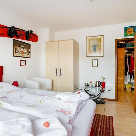 Ruhige Zimmer Im Gruenen Berlin Bagian luar foto